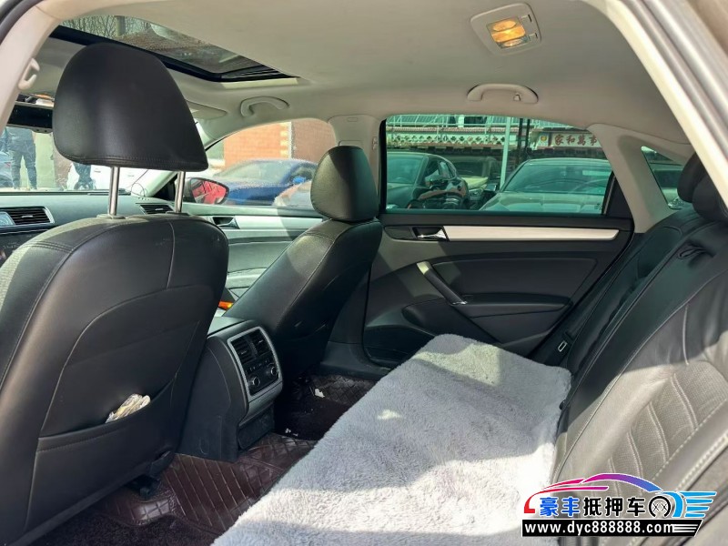 15年大众帕萨特轿车抵押车出售