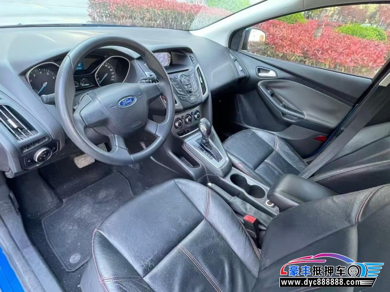 13年福特福克斯轿车抵押车出售