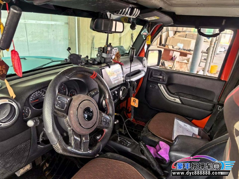 16年Jeep牧马人轿车抵押车出售