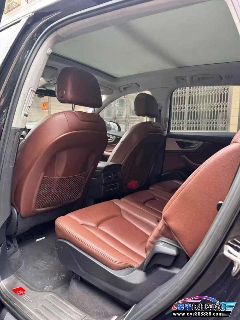 18年奥迪Q7轿车抵押车出售