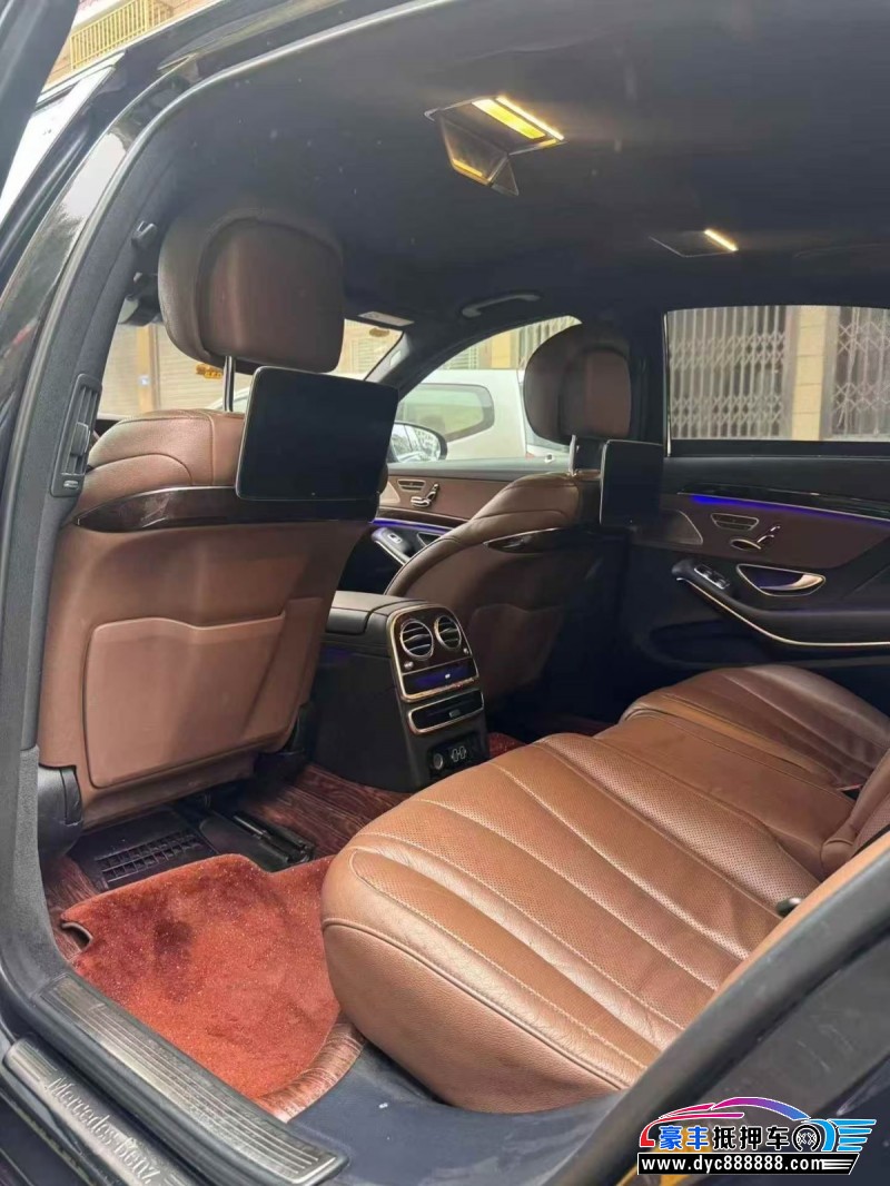 19年奔驰S轿车抵押车出售