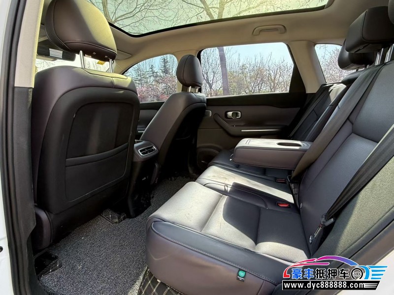 24年零跑C10轿车抵押车出售