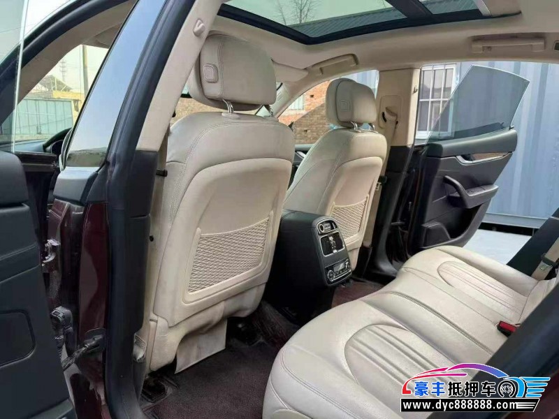 18年玛莎拉蒂莱万特轿车抵押车出售