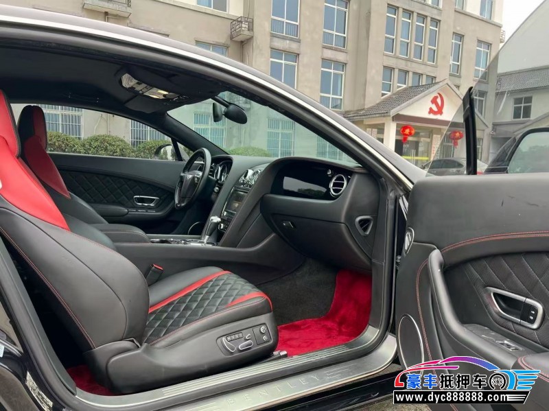 18年宾利欧陆轿车抵押车出售