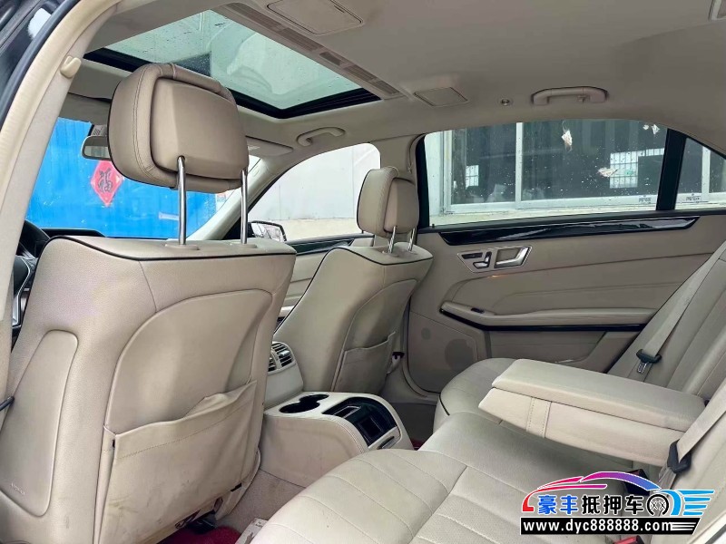 15年奔驰E轿车抵押车出售