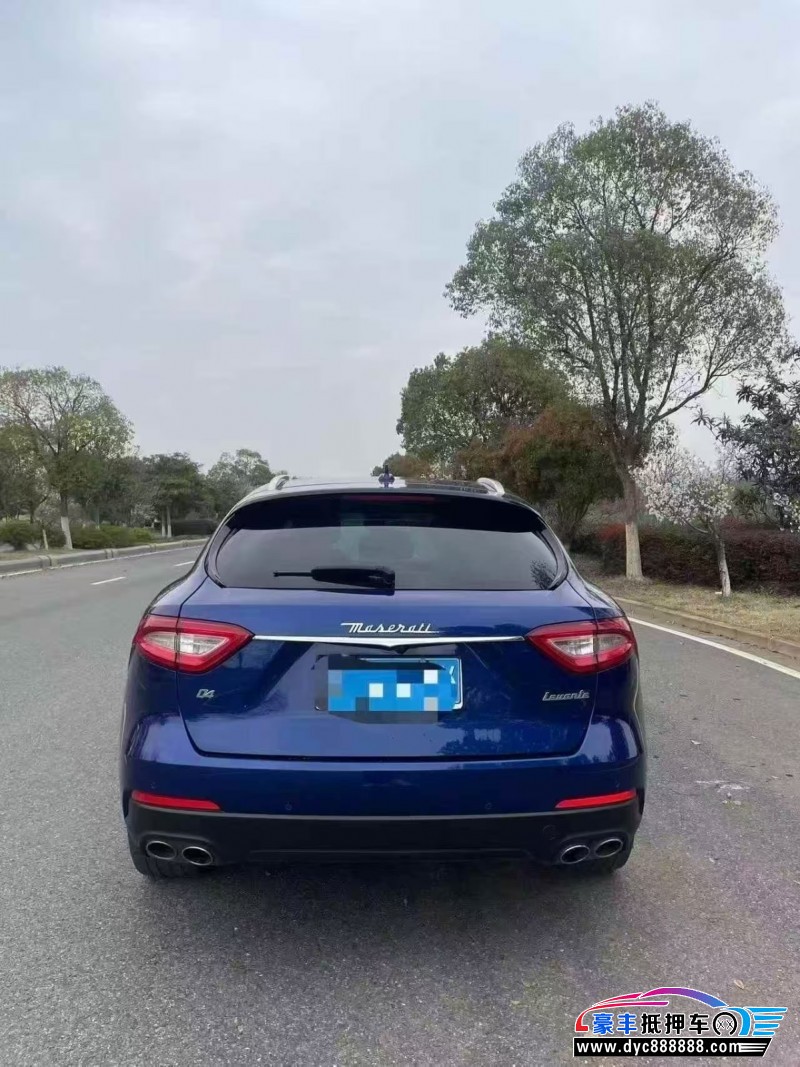 20年玛莎拉蒂莱万特轿车抵押车出售