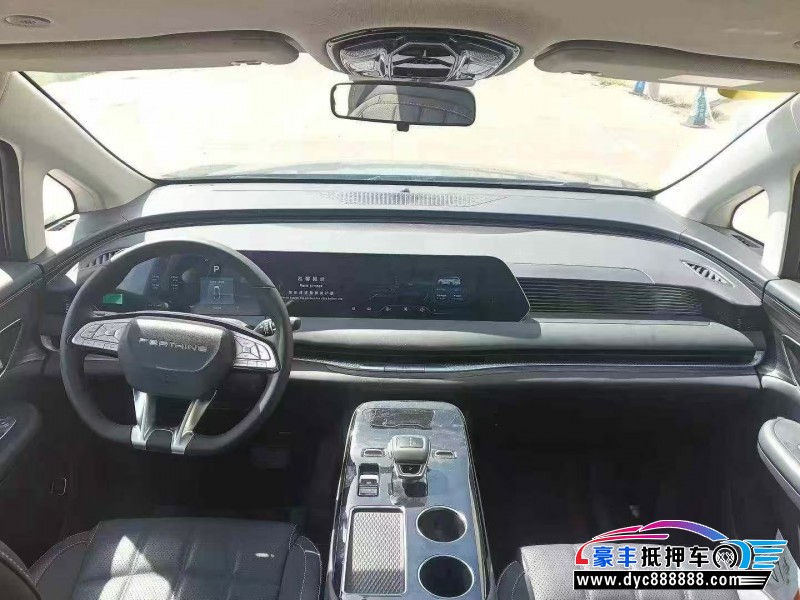 26年东风风行星海V9轿车抵押车出售