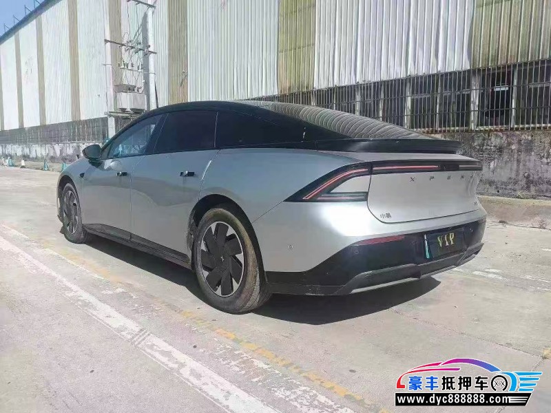 25年小鹏P7轿车抵押车出售