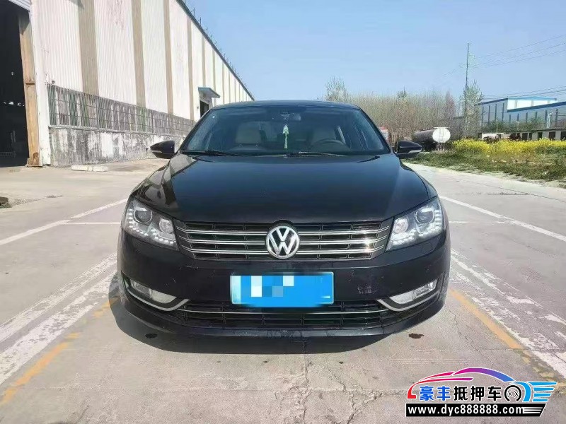 抵押车出售13年大众帕萨特轿车