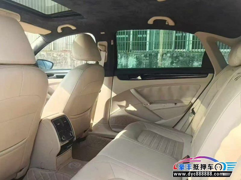 13年大众帕萨特轿车抵押车出售