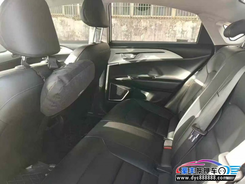 23年吉利几何轿车抵押车出售