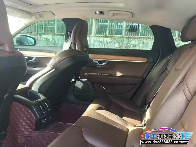 20年沃尔沃S90轿车抵押车出售