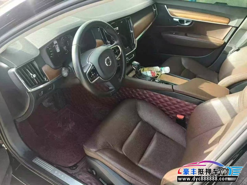 20年沃尔沃S90轿车抵押车出售