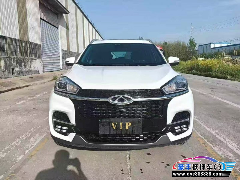 抵押车出售23年奇瑞瑞虎8轿车