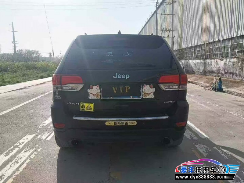 21年Jeep大切诺基轿车抵押车出售