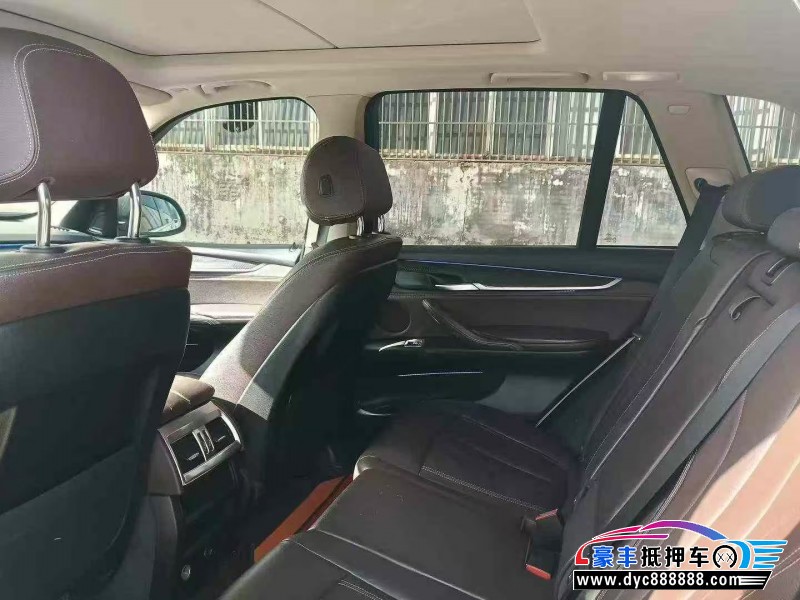 16年宝马X5轿车抵押车出售