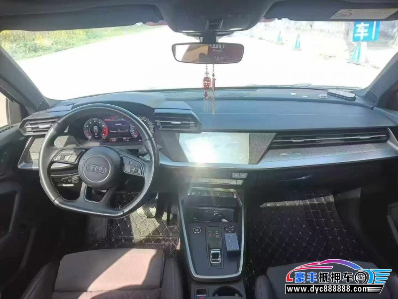 22年奥迪A3轿车抵押车出售