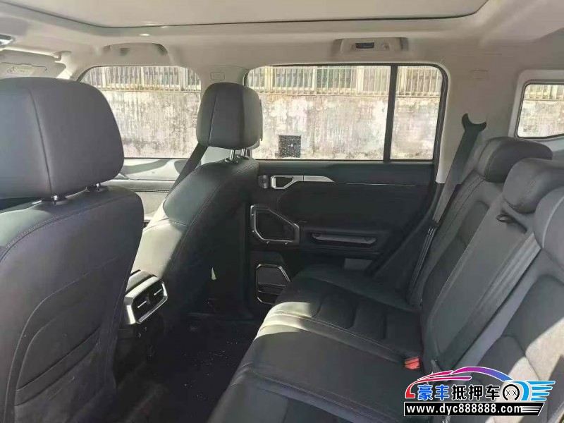 25年捷途旅行者轿车抵押车出售