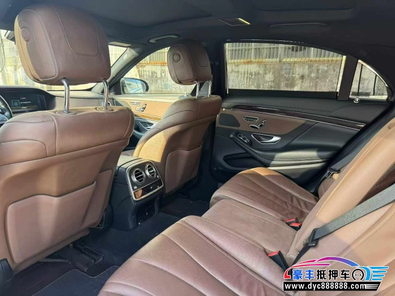 18年奔驰S轿车抵押车出售