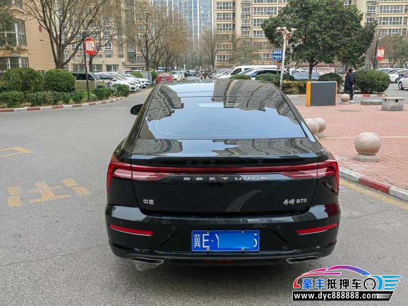 23年奔腾B70轿车抵押车出售