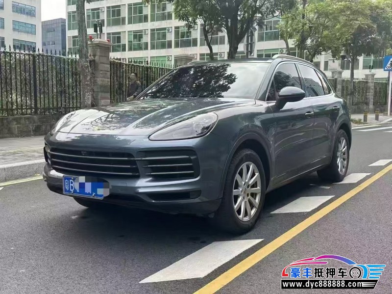 18年保时捷卡宴轿车抵押车出售