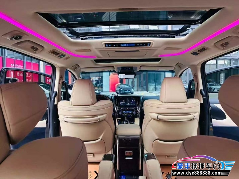 21年丰田埃尔法轿车抵押车出售