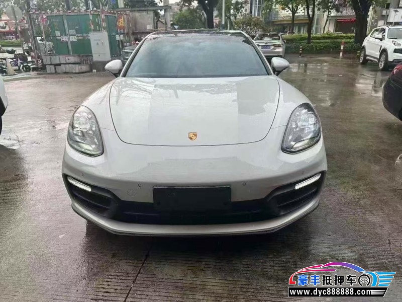 抵押车出售23年保时捷帕纳梅拉轿车
