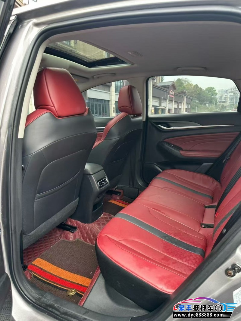 21年长安逸动轿车抵押车出售