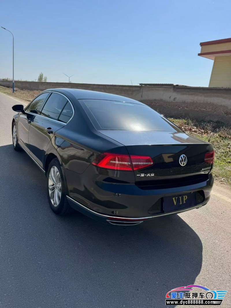 17年大众迈腾轿车抵押车出售