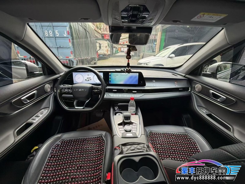 25年奇瑞瑞虎8轿车抵押车出售