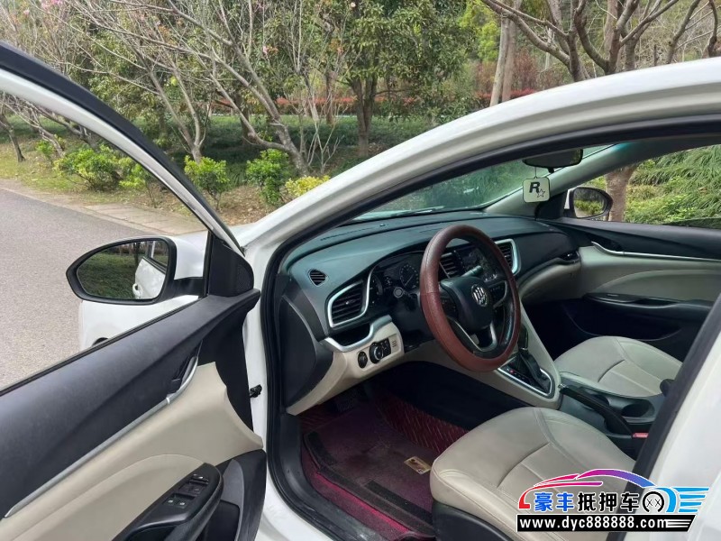 18年别克英朗轿车抵押车出售