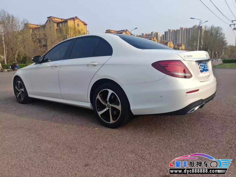 18年奔驰E轿车抵押车出售