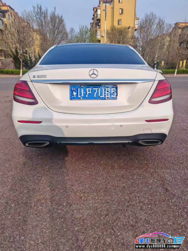 18年奔驰E轿车抵押车出售