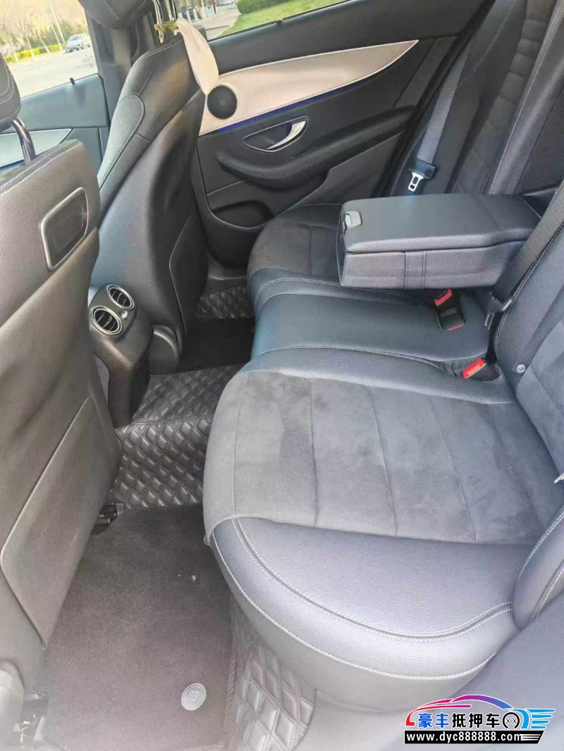 18年奔驰E轿车抵押车出售