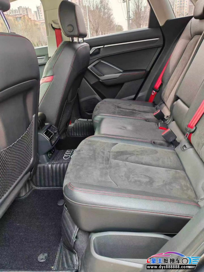 21年奥迪Q3轿车抵押车出售