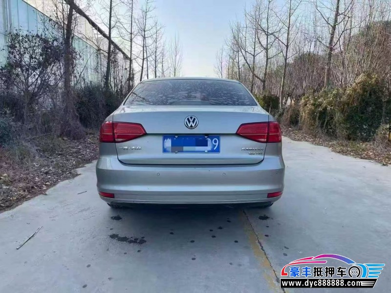 18年大众速腾轿车抵押车出售