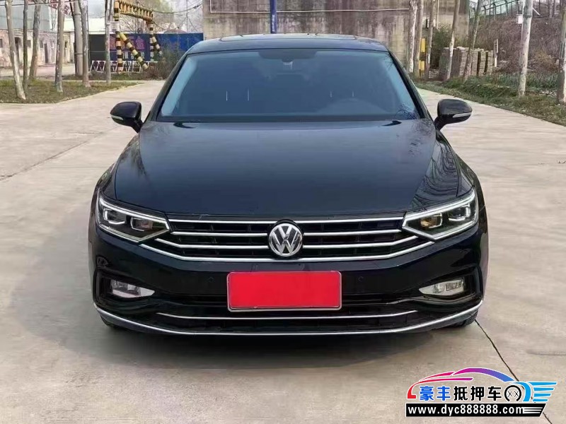 抵押车出售22年大众迈腾轿车