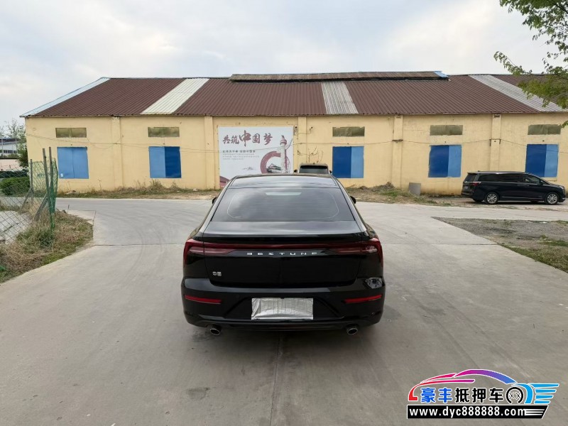 23年奔腾B70轿车抵押车出售