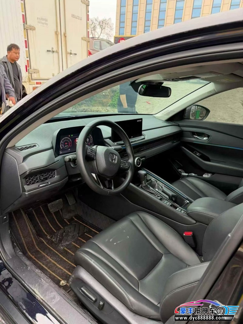 25年本田雅阁轿车抵押车出售