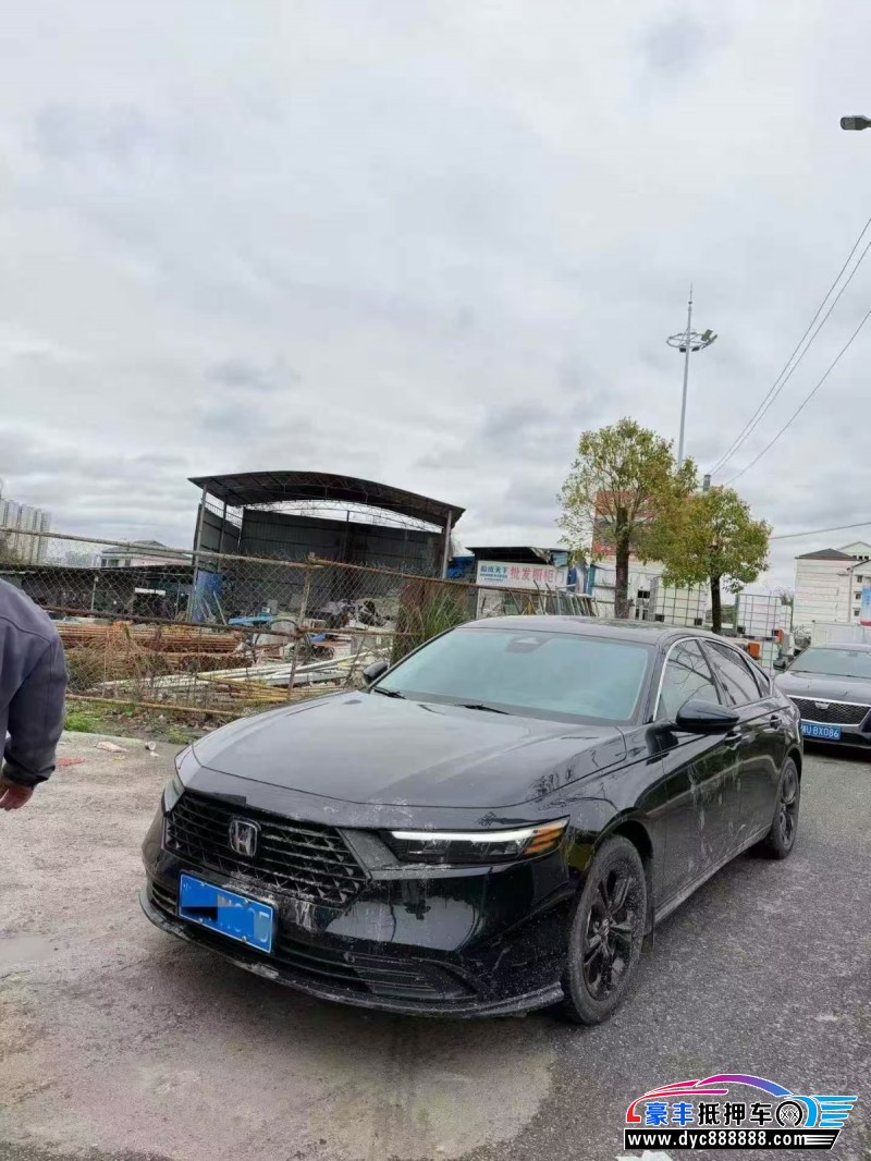 25年本田雅阁轿车抵押车出售