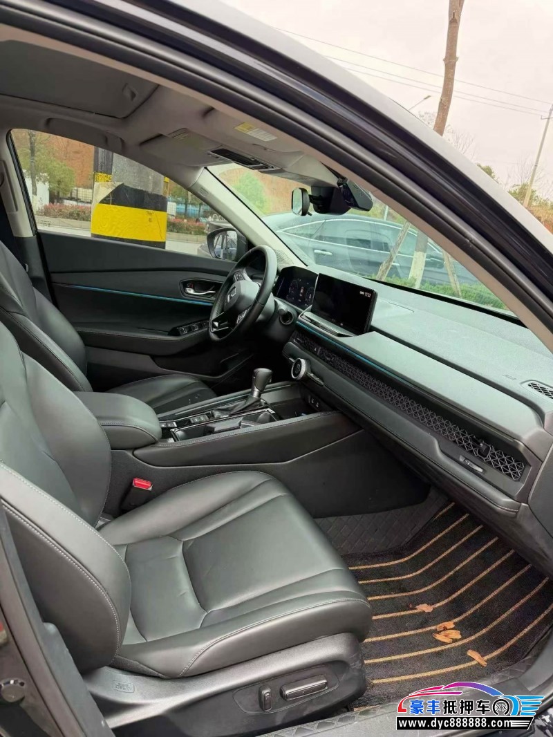 25年本田雅阁轿车抵押车出售