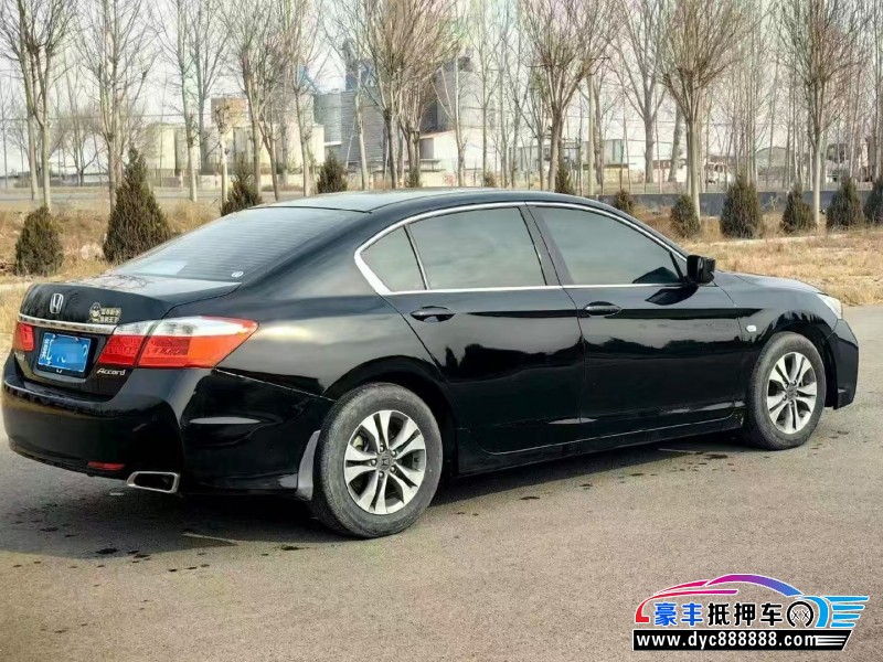 15年本田雅阁轿车抵押车出售