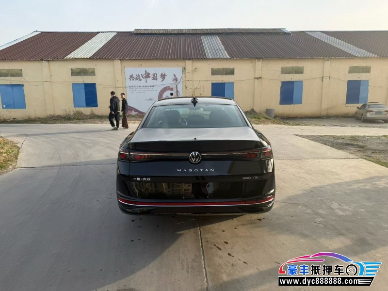 26年大众迈腾轿车抵押车出售