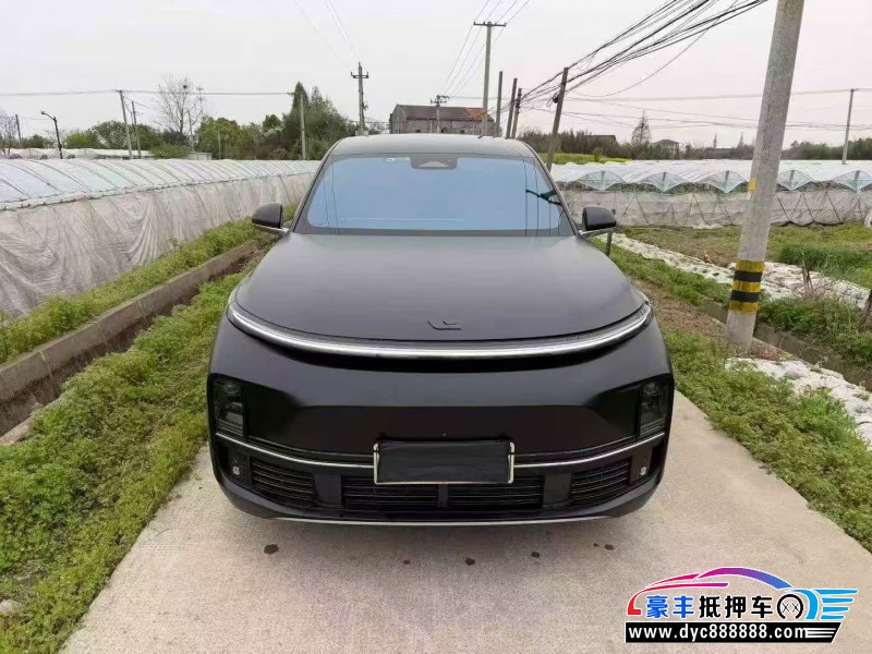 23年理想L8轿车抵押车出售