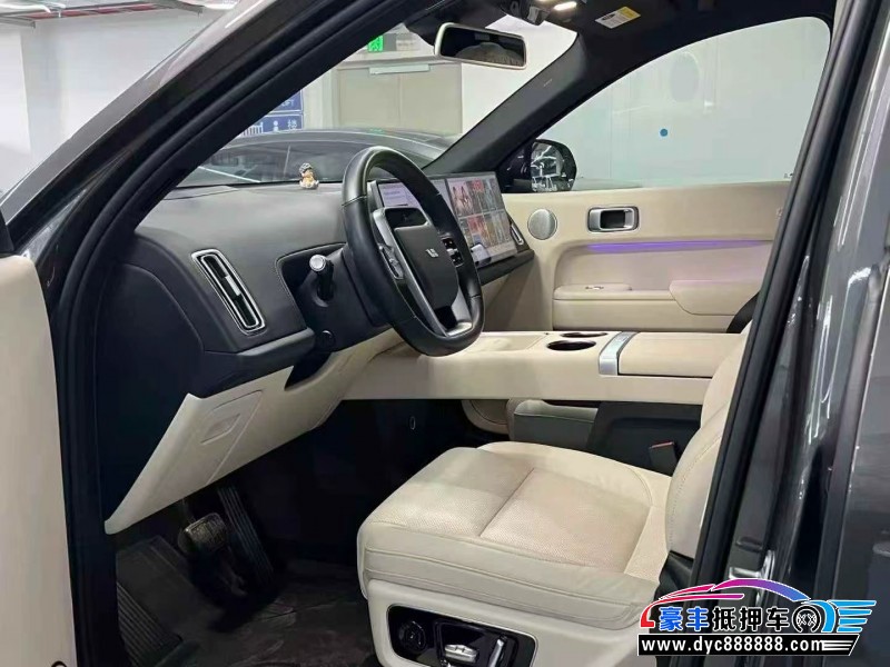 23年理想L8轿车抵押车出售