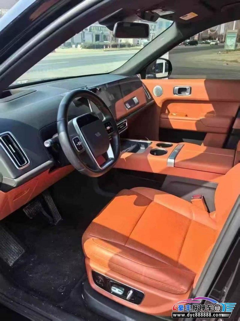 24年理想L8轿车抵押车出售