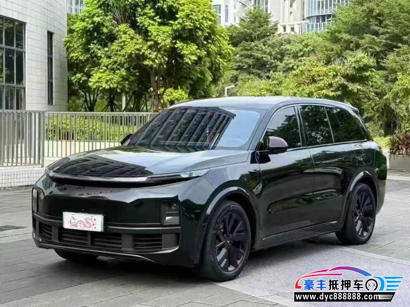 23年理想L8轿车抵押车出售