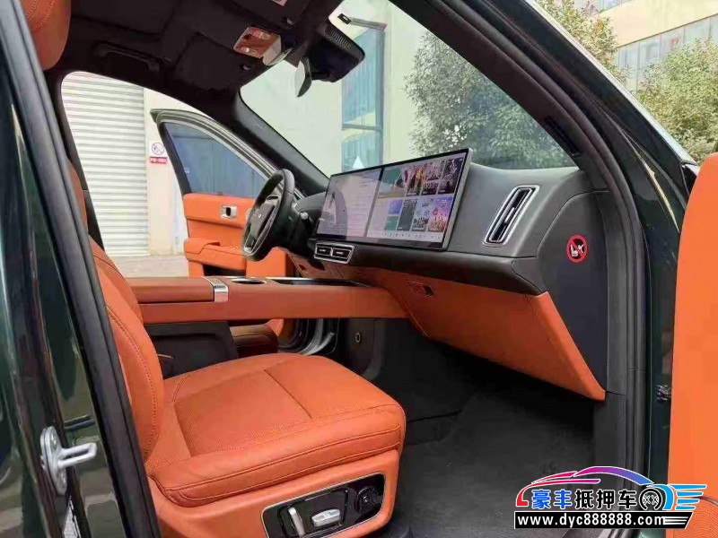 23年理想L8轿车抵押车出售