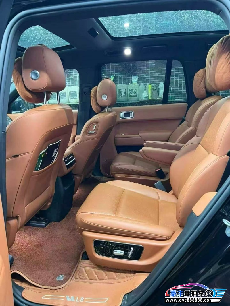 24年理想L8轿车抵押车出售