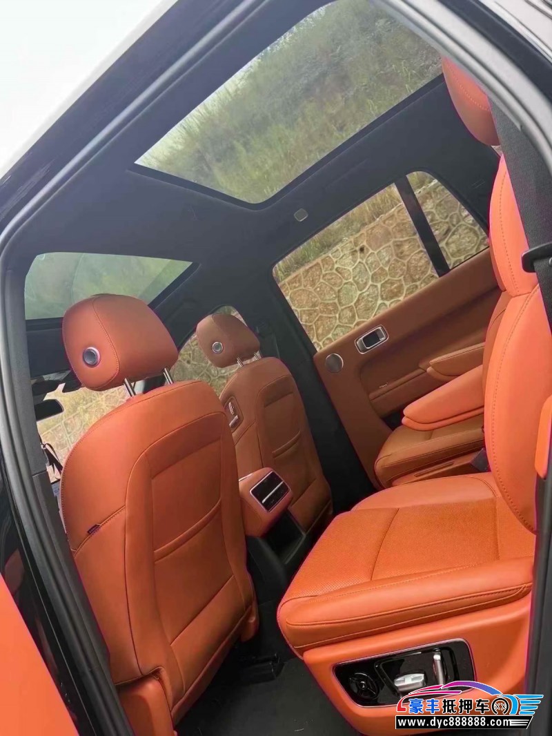 23年理想L8轿车抵押车出售